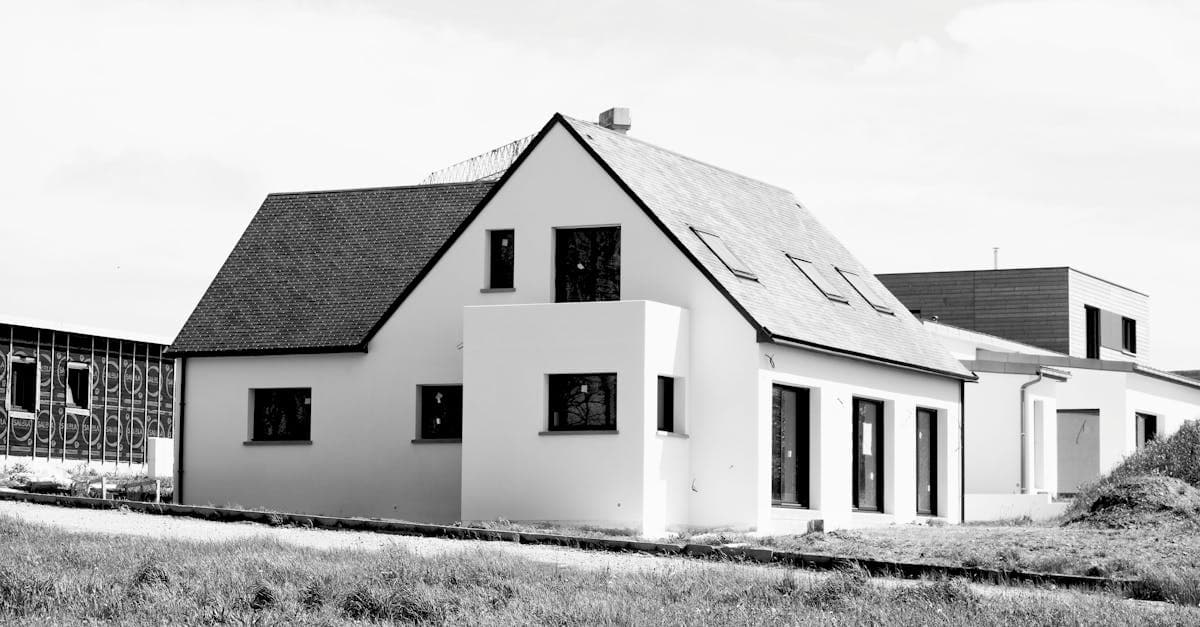 Cover Image for Replacement Cost Coverage for Older Homes: Special Considerations and Challenges